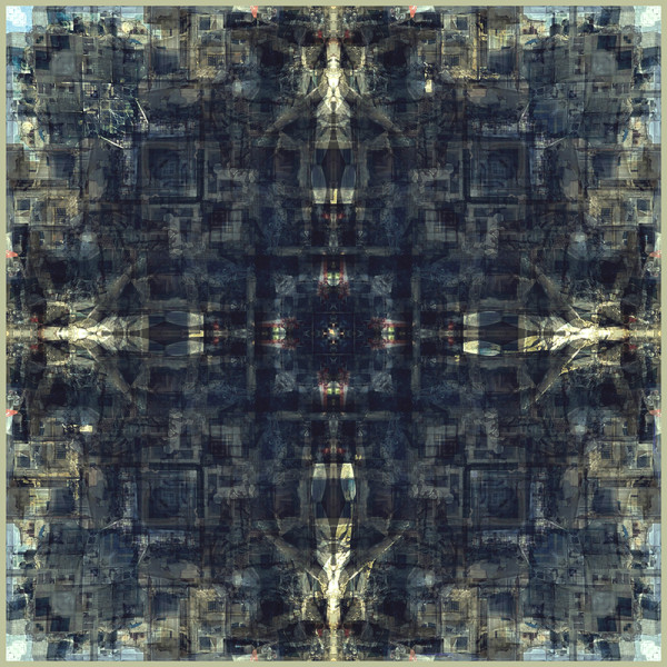 Katársis, série Palingenesia. Une quête du sacré parmi les décombres. Photomontage. 100 X 100 cm. 2025