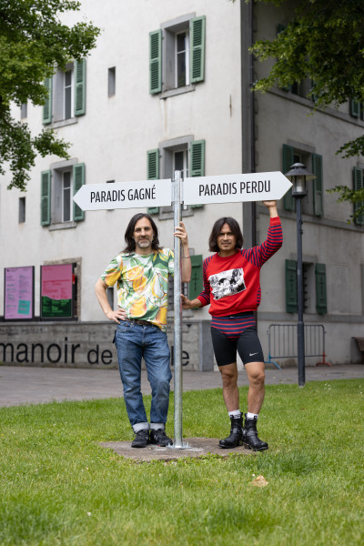  Patricio Gil Flood et Jorge Raka devant le Manoir de la Ville de Martigny